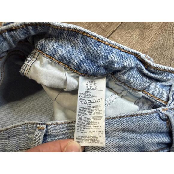 Old Navy High-Waisted Wow Straight Ankle Jeans - Picture 8 of 10